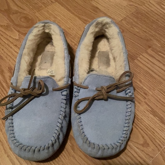 UGG Loafer - Picture 6 of 7